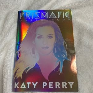 Katy Perry Prismatic World Tour Collector album